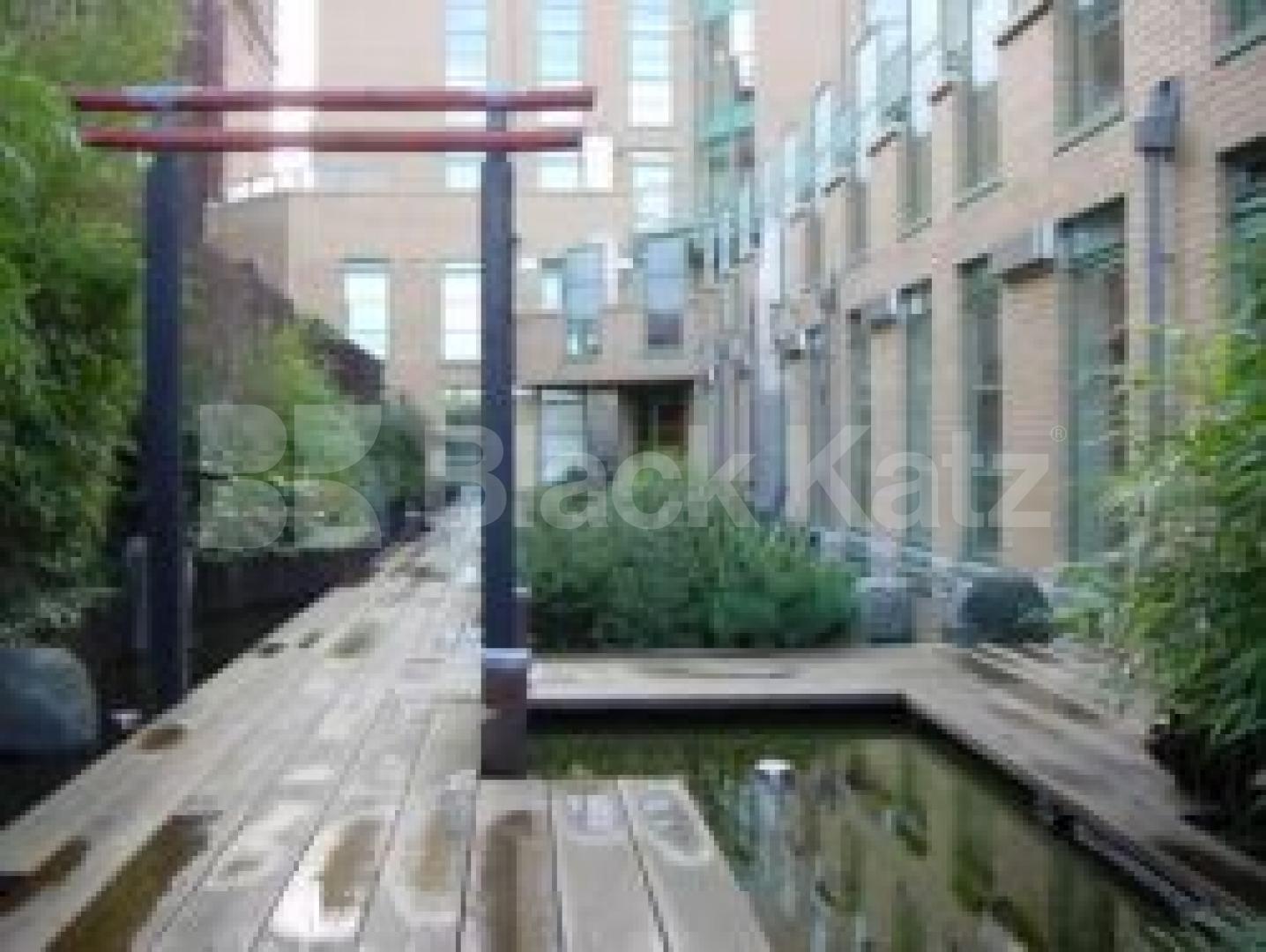 			Must be seen, 1 Bedroom, 1 bath, 1 reception Apartment			 The Glass House Building, Camden